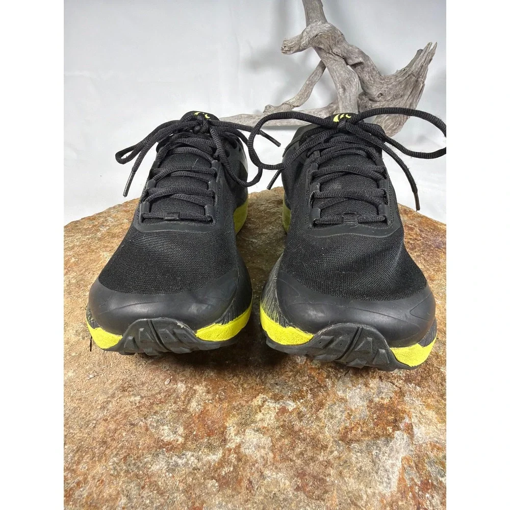 Topo Athletic MTN Racer 3 Mens Black Yellow Trail Running Shoes Vibram US 10.5
